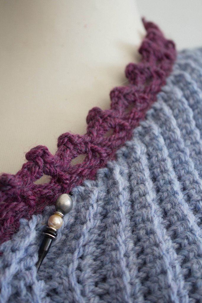 Hairpin lace edging on Crossed Arrow